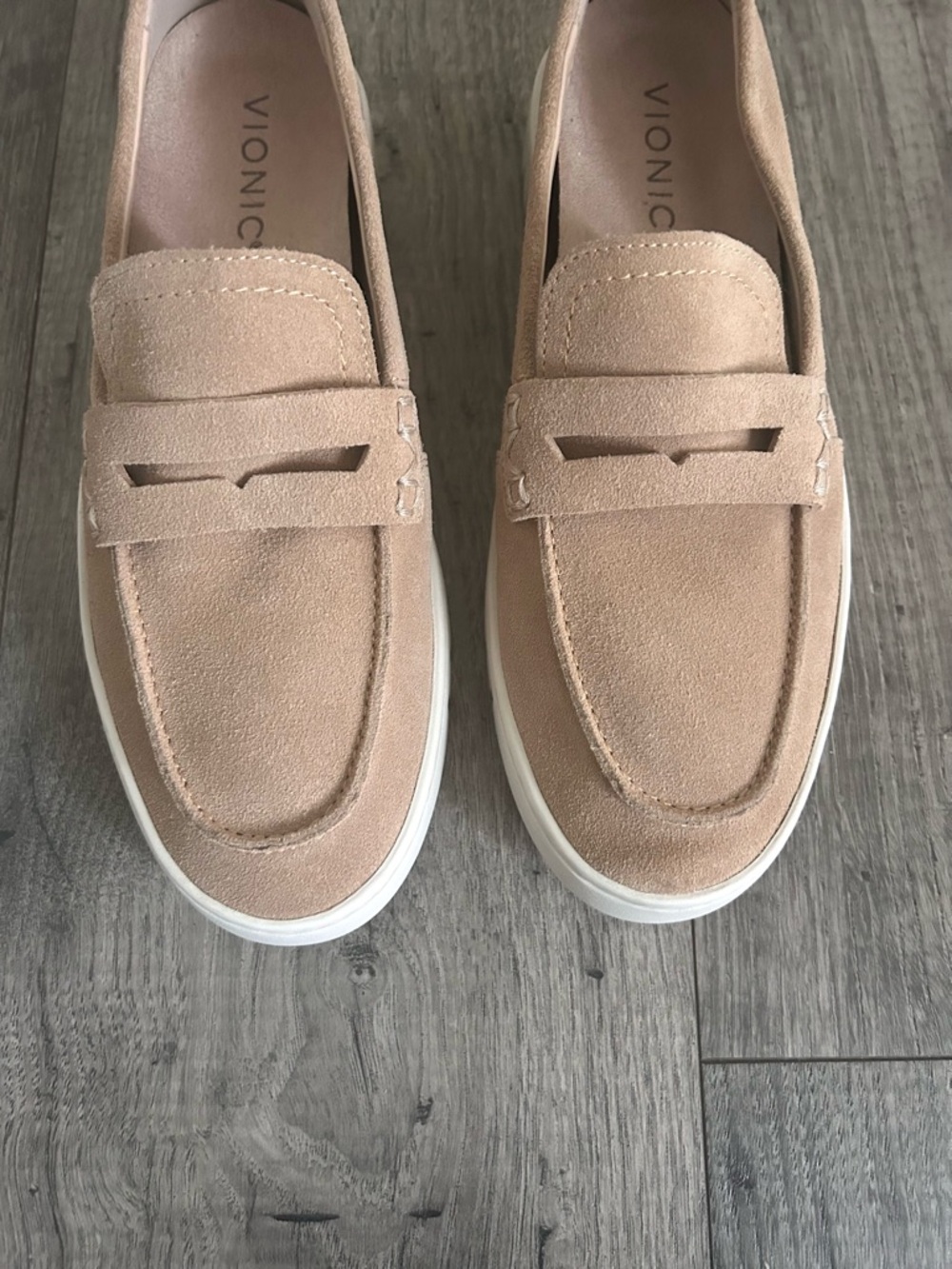 Vionic Uptown Loafer Sand Suede Size 8 NWOT - Picture 6 of 9